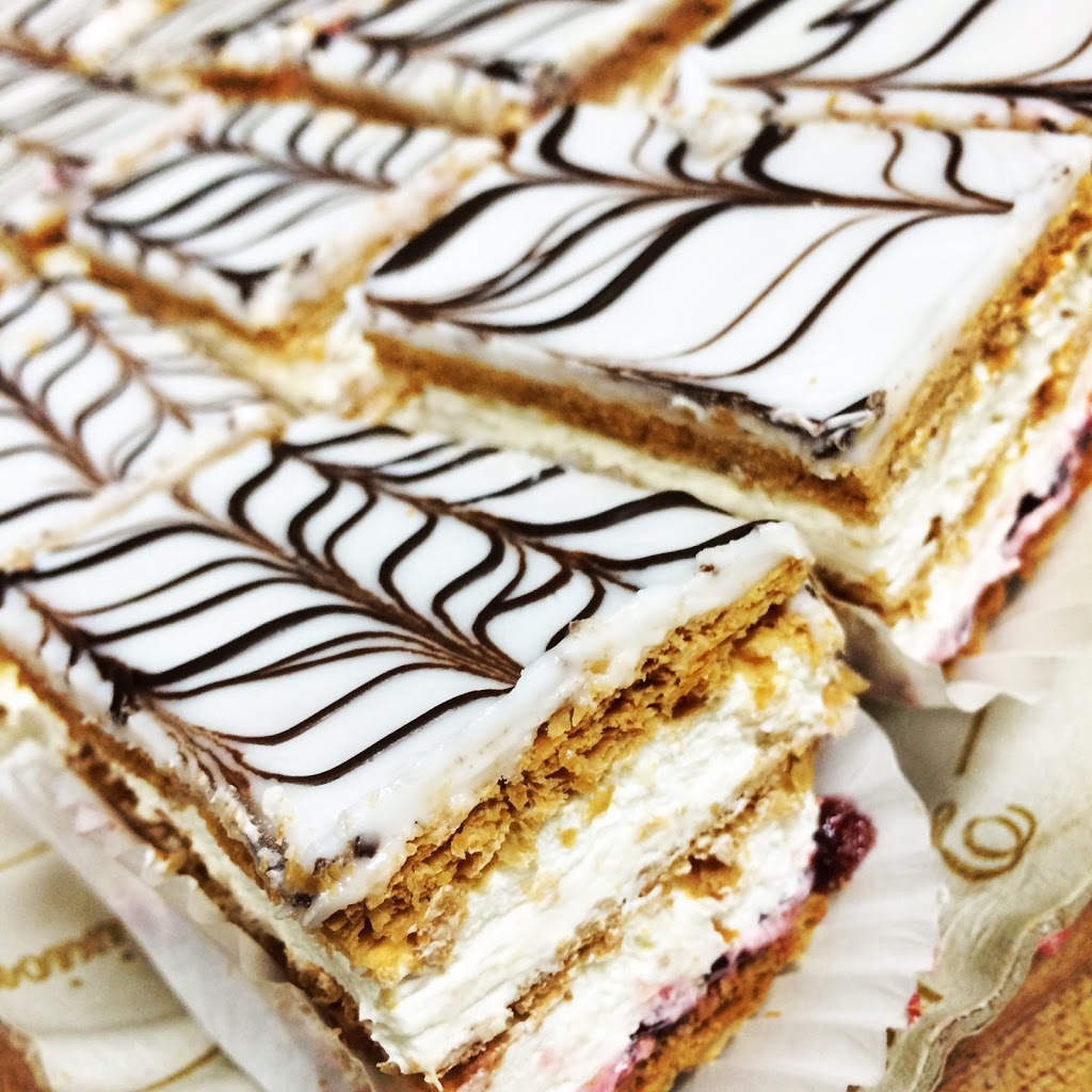 Delizia Bakery Ltd | 27 Ruth Ave, Brampton, ON L6Z 4R2, Canada | Phone: (905) 846-0694
