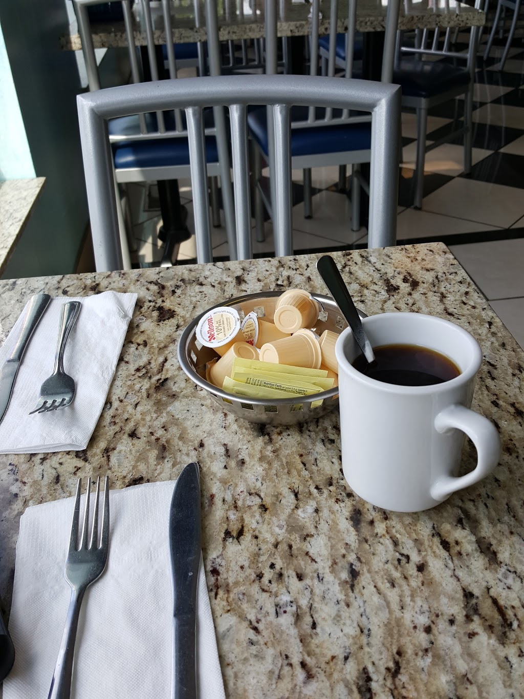 Halibut House Fish & Chips | 1070 Simcoe St N, Oshawa, ON L1G 4W4, Canada | Phone: (905) 743-1070
