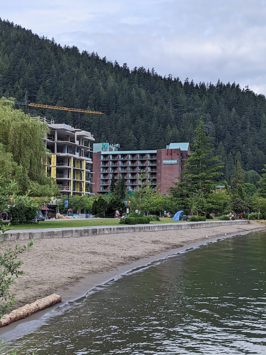 Harrison Hot Springs Mineral Pool | 101 Hot Springs Rd, Harrison Hot Springs, BC V0M 1K0, Canada | Phone: (604) 796-2244