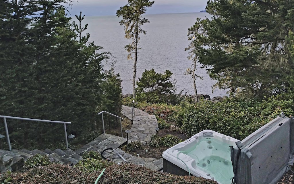 Hot Tub Guy Victoria | 604 Jolly Pl, Victoria, BC V8Z 6S1, Canada | Phone: (250) 883-5368