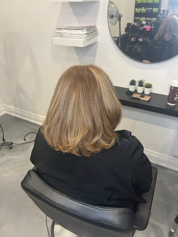 Glow and Bloom Coiffure et Spa Holistique | 2894 Bd Saint-Charles, Kirkland, QC H9H 3B6, Canada | Phone: (514) 693-1010
