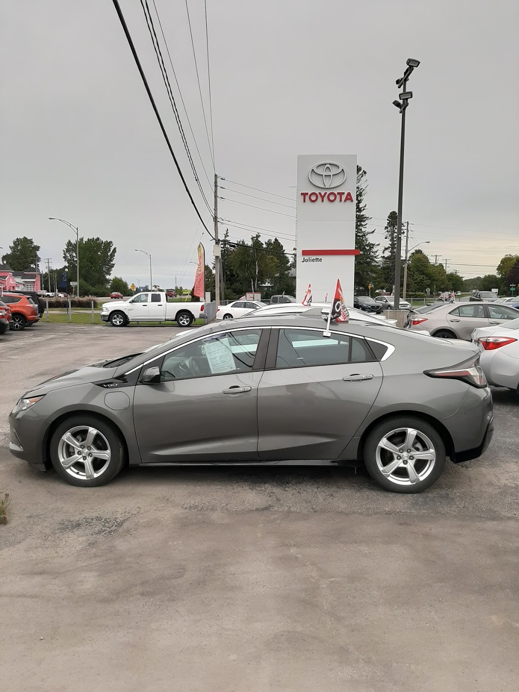 Joliette Toyota Scion | 357 Boulevard Antonio-Barrette, Notre-Dame-des-Prairies, QC J6E 1G1, Canada | Phone: (450) 759-3449