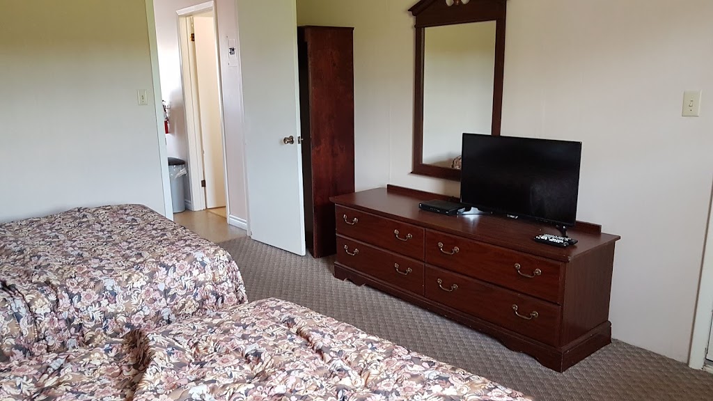 Silverwood Motel | 8933 Cavendish Rd, Green Gables, PE C0A 1M0, Canada | Phone: (800) 565-4753