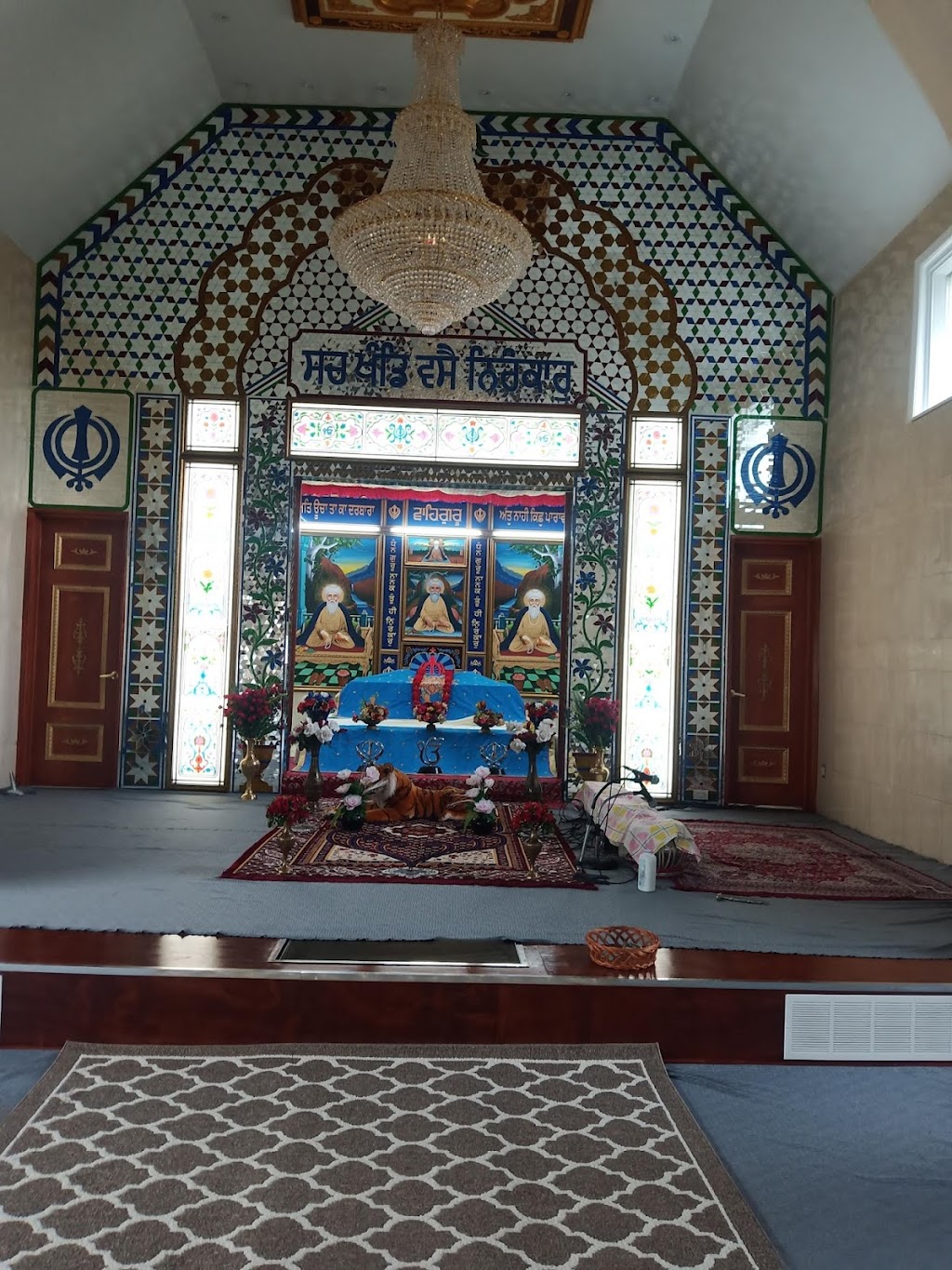 Nanaksar Montreal | 7325 Rue Ouimet, Verdun, QC H4H 2J6, Canada | Phone: (514) 766-0001