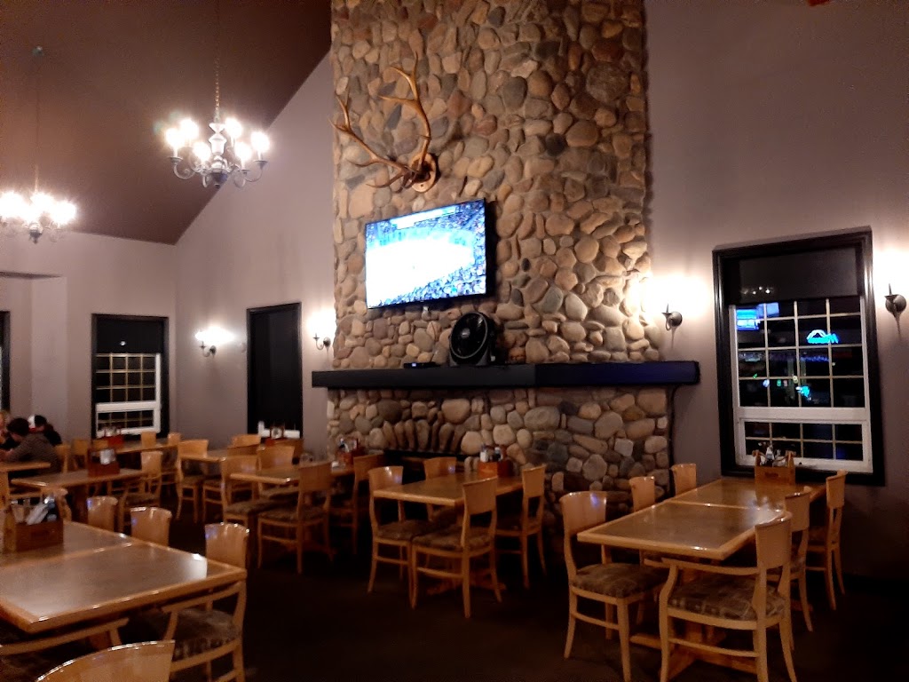 Farside Inn Pub and Eatery | Fairmont Frontage Rd, Fairmont Hot Springs, BC V0B 1L1, Canada | Phone: (250) 345-6106