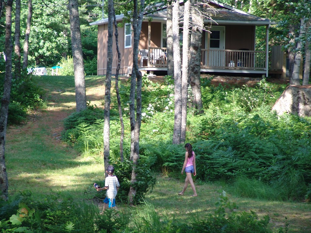 Roseway River Cottages | 47 Riverview Dr, Shelburne, NS B0T 1W0, Canada | Phone: (902) 875-3812