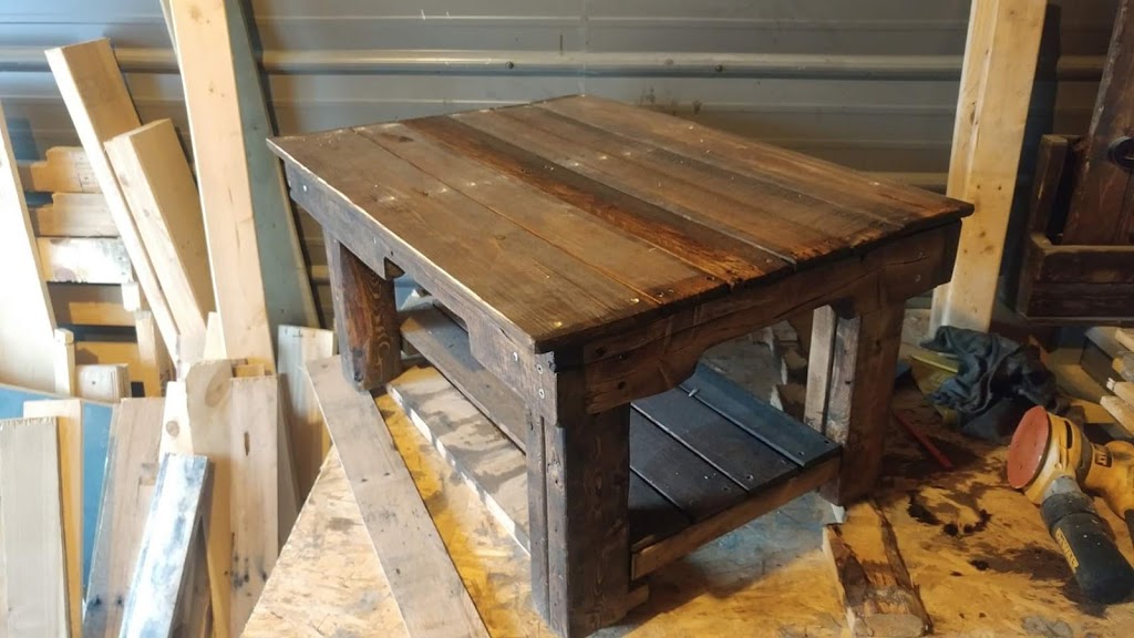Rustic N Reclaimed | 52 Cadillac Ave N, Oshawa, ON L1G 6B7, Canada | Phone: (647) 829-4791