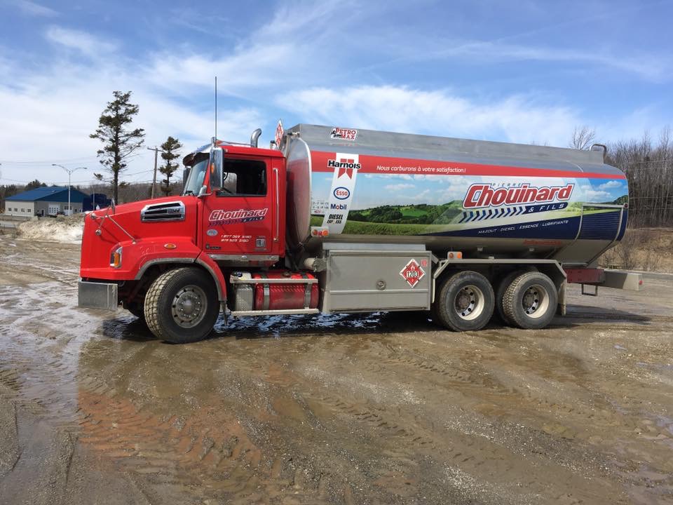Esso Pierre Chouinard et Fils | 4330 QC-112, Ascot Corner, QC J0B 1A0, Canada | Phone: (819) 569-5180