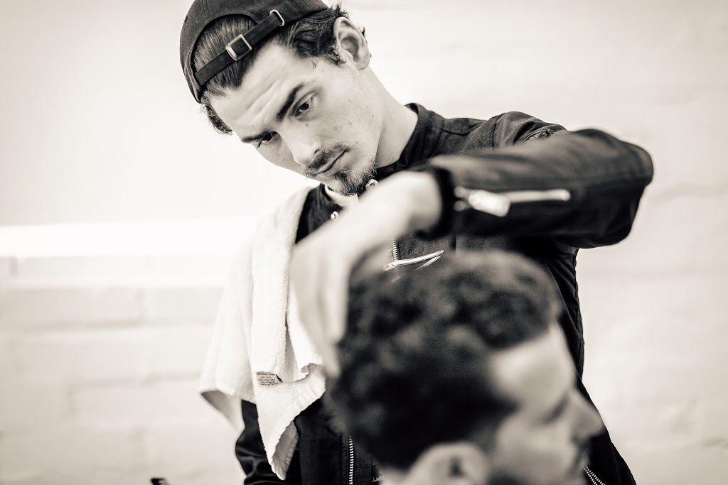 Glassbox Barbershop | hair care | 338 Harbord St, Toronto, ON M6G 1H2, Canada | 4165166237 OR +1 416-516-6237