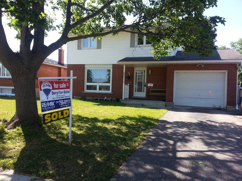 Re/Max with Jessica & Darryl Van Sickle | 515 Park Rd N, Brantford, ON N3R 7K8, Canada | Phone: (519) 802-8419