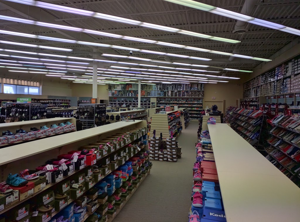 SHOE PER | 589 Fairway Rd S, Kitchener, ON N2C 1X4, Canada | Phone: (519) 748-9333