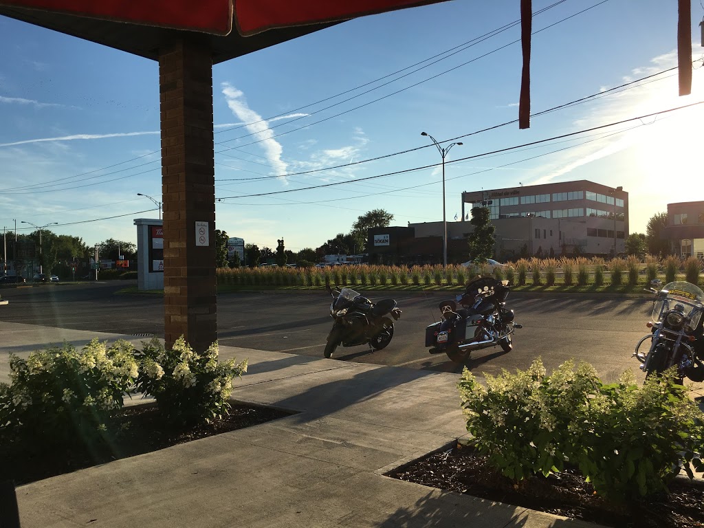 Tim Hortons | 155 Boulevard Taschereau, La Prairie, QC J5R 6G8, Canada | Phone: (450) 619-0058