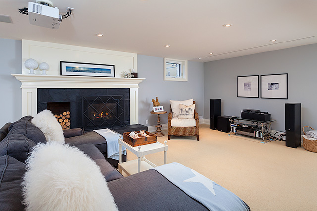 Gillian & Co. | 141 Snowbridge Way, The Blue Mountains, ON L9Y 0V1, Canada | Phone: (705) 888-7480