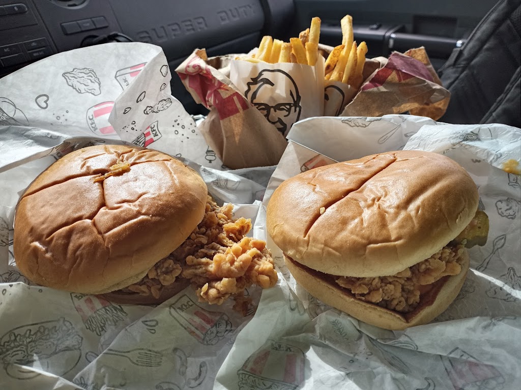 KFC | 20 Crowfoot Crescent NW, Calgary, AB T3G 3T2, Canada | Phone: (403) 239-6665
