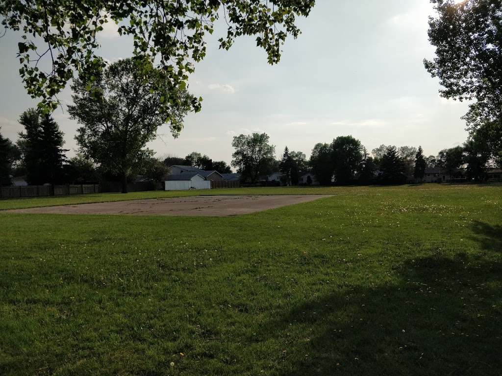 Bedson Park | Winnipeg, MB R3K 1S1, Canada
