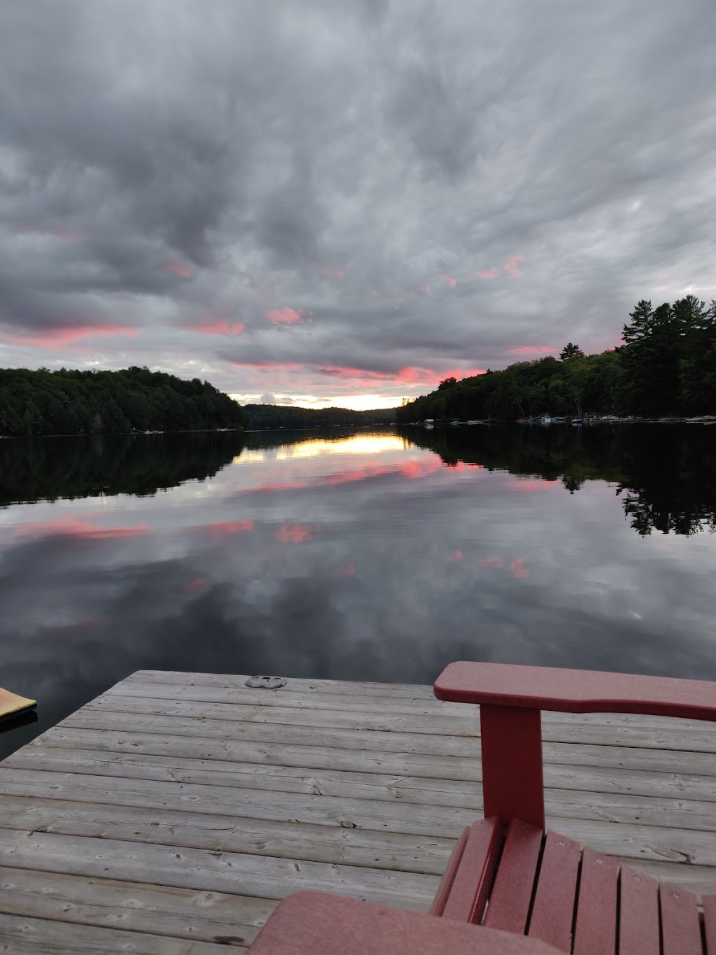 Kennisis Lake Lodge | 2107 WATTS, Dysart et al, ON K0M, Canada | Phone: (705) 754-2941