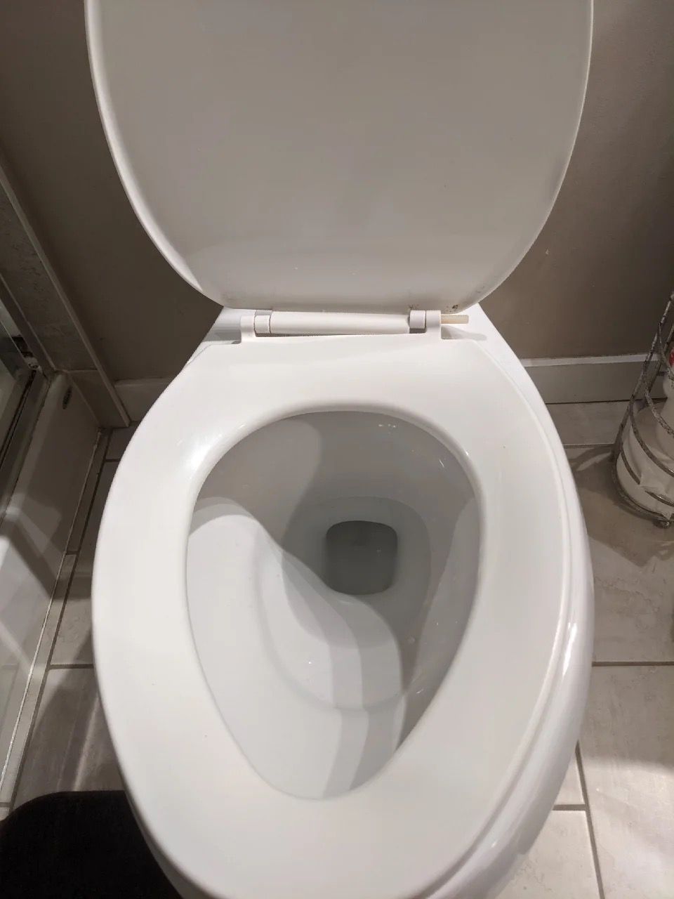 Zezo Cleaning Services | 2559 Parkview Ln #204, Port Coquitlam, BC V3C 6M1, Canada | Phone: (778) 632-1444