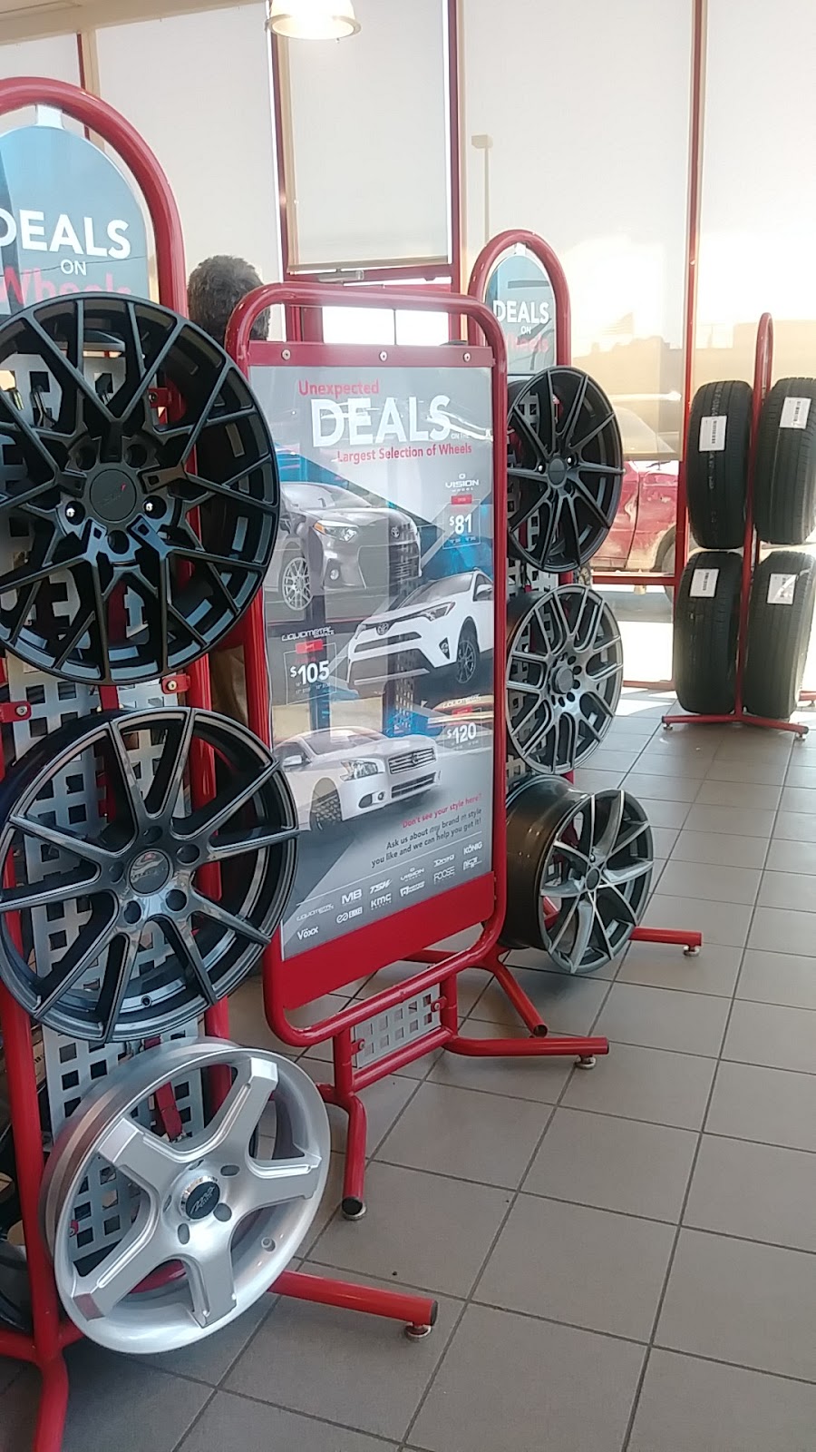 Discount Tire | 4530 24th Ave, Fort Gratiot Twp, MI 48059, USA | Phone: (810) 385-8460