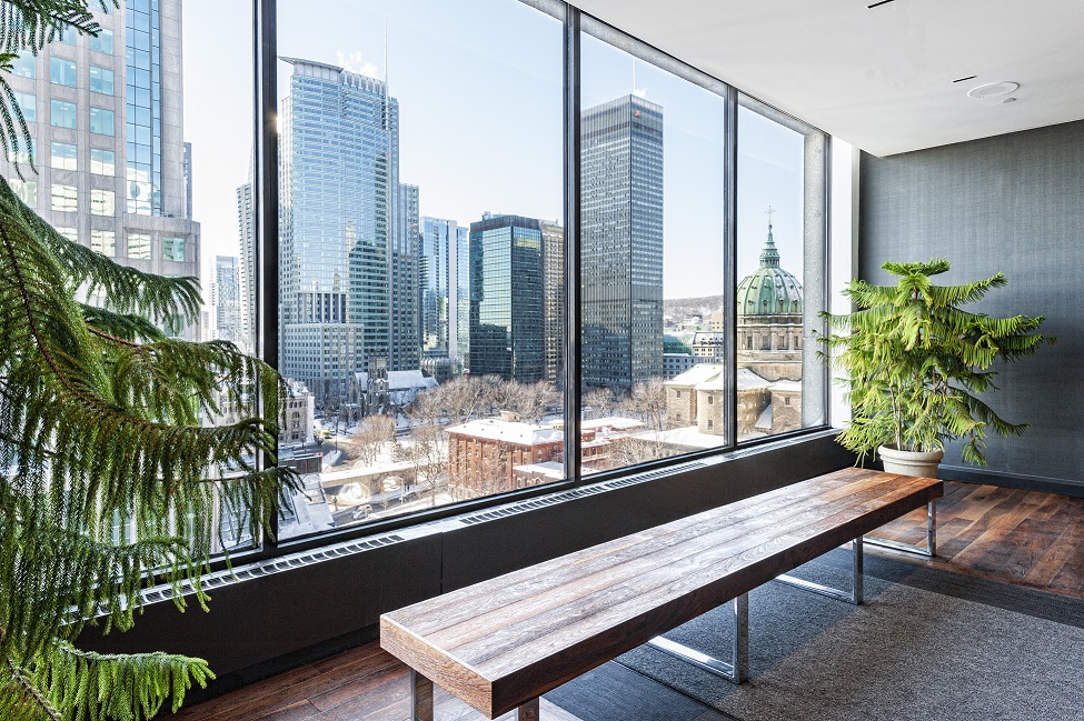 Hotel Bonaventure Montréal | 900 Rue De La Gauchetière O, Montréal, QC H5A 1E4, Canada | Phone: (514) 878-2332