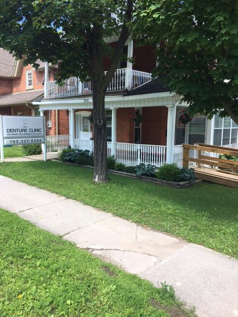 Palummieri Denture Clinic | 280 Mississaga St W, Orillia, ON L3V 3B8, Canada | Phone: (705) 327-0366