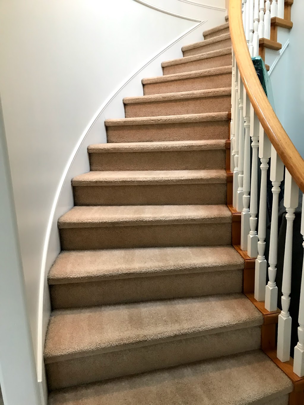 A1 Carpet And upholstery cleaning Surrey,Langley,Delta | 14435 Chartwell Dr, Surrey, BC V3S 5E3, Canada | Phone: (604) 442-6405