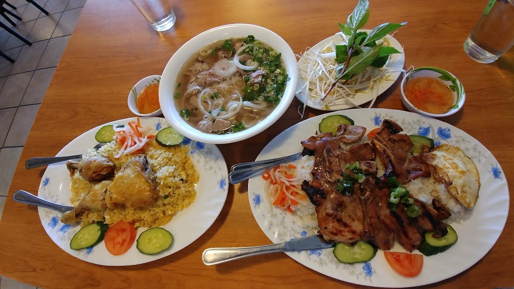 Phu Quy Restaurant | 3213 17 Ave SE, Calgary, AB T2A 0R1, Canada | Phone: (403) 235-2355