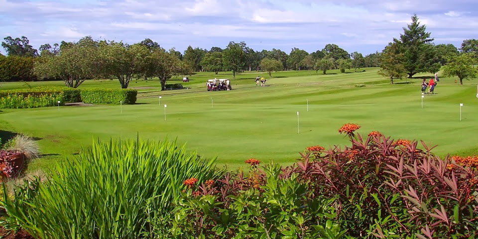 Glen Meadows Golf & Country Club | 1050 McTavish Rd, North Saanich, BC V8L 4W2, Canada | Phone: (250) 656-3136