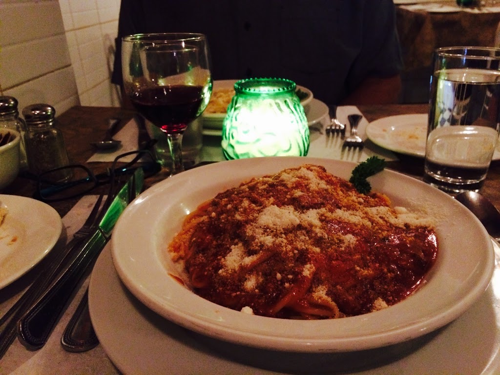 Pizarros | 366 Marguerite Ave, Vanier, ON K1L 6S5, Canada | Phone: (613) 747-7777