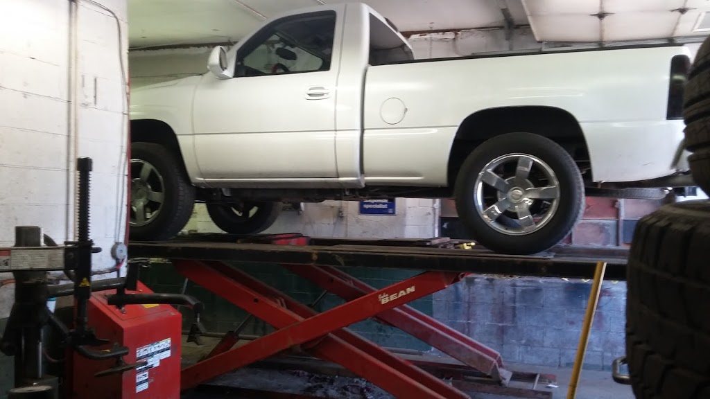 Darrens Garage | 182 Brant County Hwy 53, Cathcart, ON N0E 1B0, Canada | Phone: (519) 458-4711