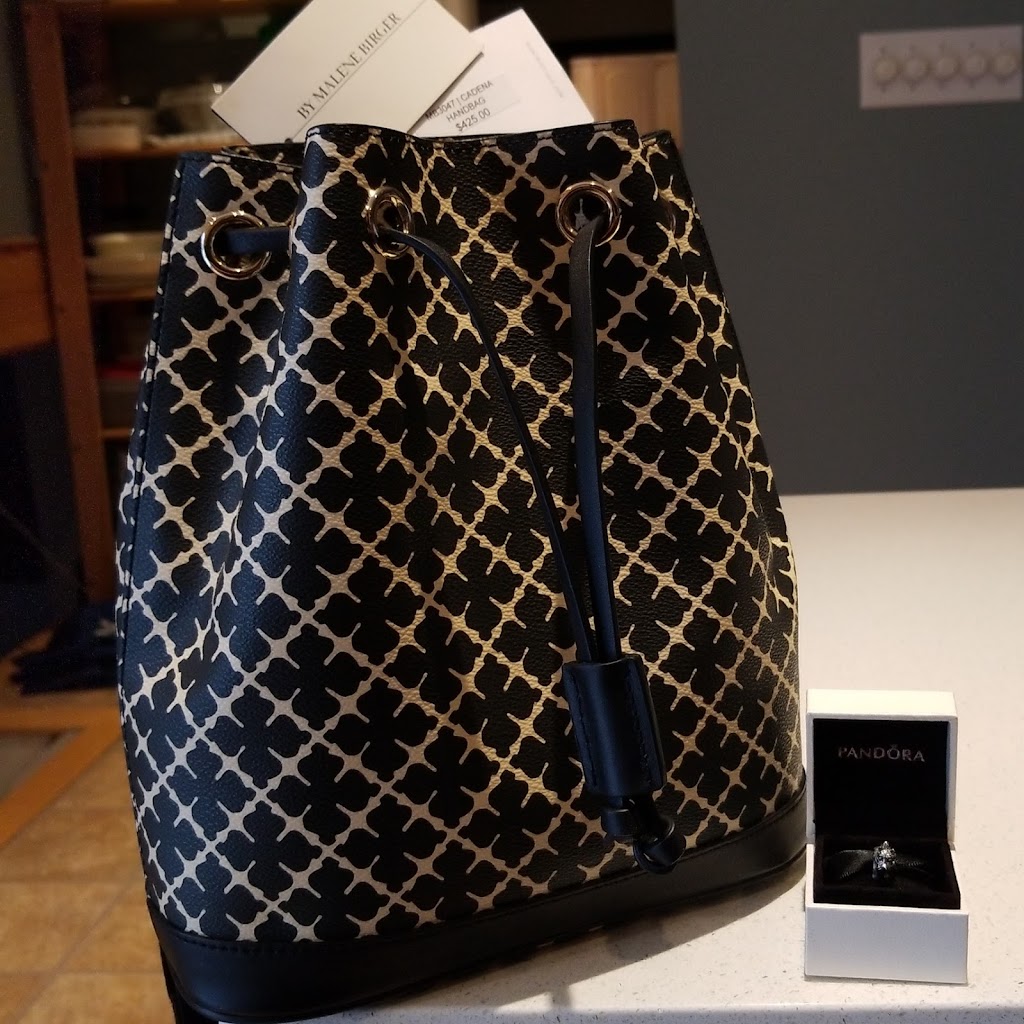 Platos Closet Brampton | 370 Main St N, Brampton, ON L6V 4A4, Canada | Phone: (905) 796-7209