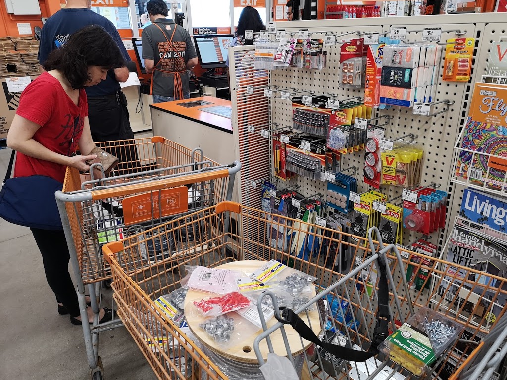The Home Depot | 1925 Division Rd, Windsor, ON N8W 1Z7, Canada | Phone: (519) 967-3700