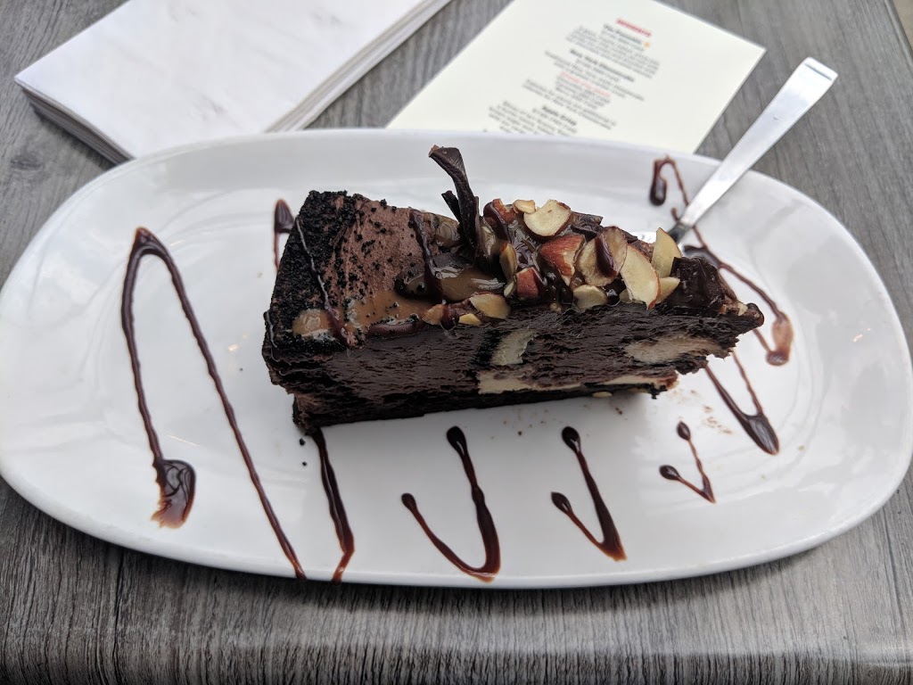 Boston Pizza | 431 Norwich Ave, Woodstock, ON N4S 3W4, Canada | Phone: (519) 536-7800