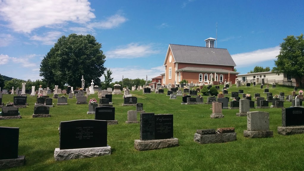 Presbyteres Eglises Cthlqs | 142 Rue Daniel Johnson, Danville, QC J0A 1A0, Canada | Phone: (819) 839-2124