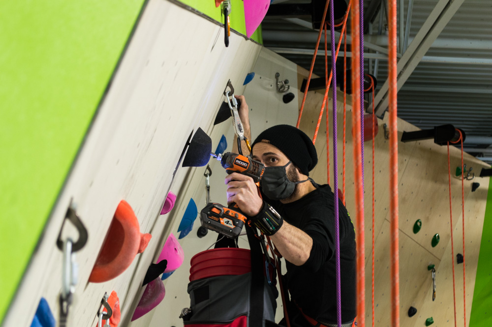 Aspire Climbing Whitby | 1400 Victoria St E Unit 4, Whitby, ON L1N 0M2, Canada | Phone: (905) 430-9813