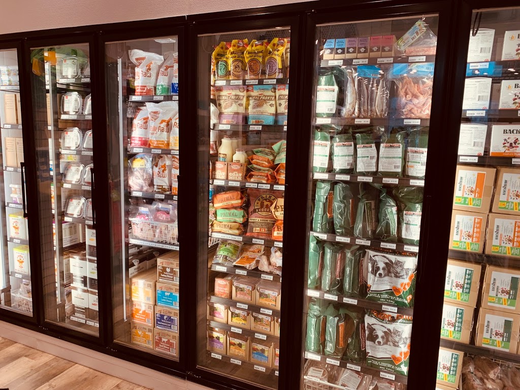 Bone & Biscuit | 487 Cornwall Rd Unit 9, Oakville, ON L6J 7S8, Canada | Phone: (905) 337-2525