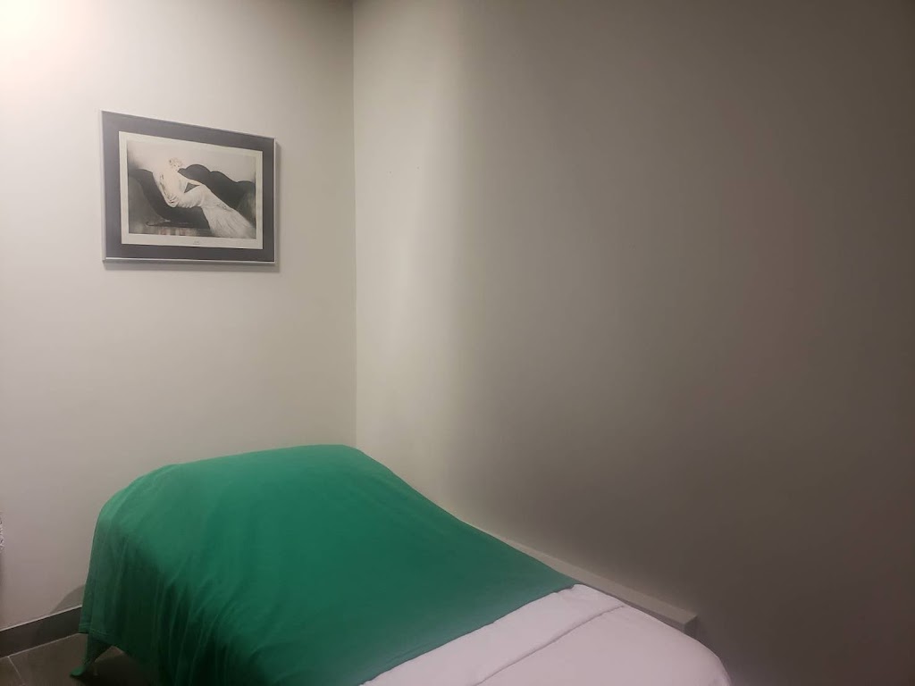 Young River Wellness | 31 Laurel Valley Ct, Concord, ON L4K 2B3, Canada | Phone: (416) 710-5199