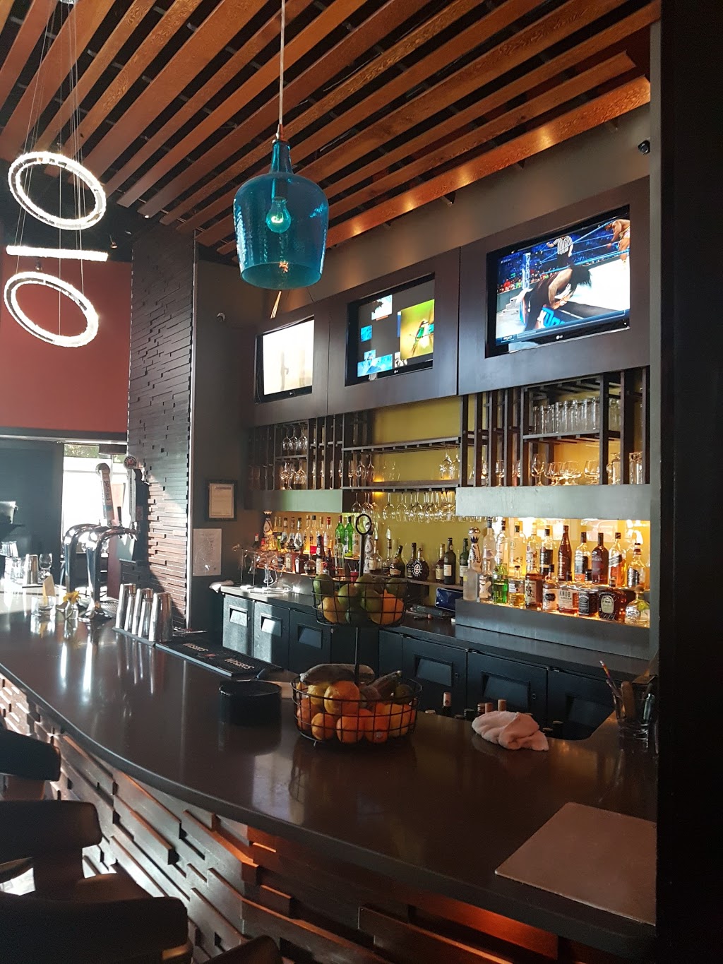 Basil & Mint | 3799 Lakeshore Rd, Kelowna, BC V1W 3G9, Canada | Phone: (236) 420-2100