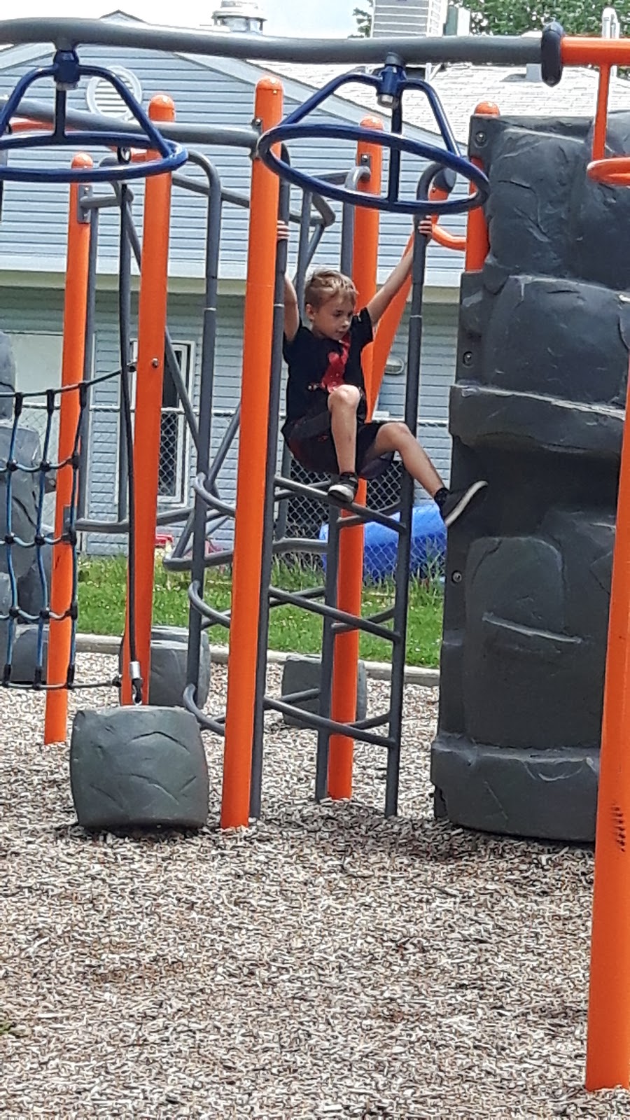Parc La Verendrye | Rue Main, Gatineau, QC J8R 1S5, Canada | Phone: (866) 299-2002