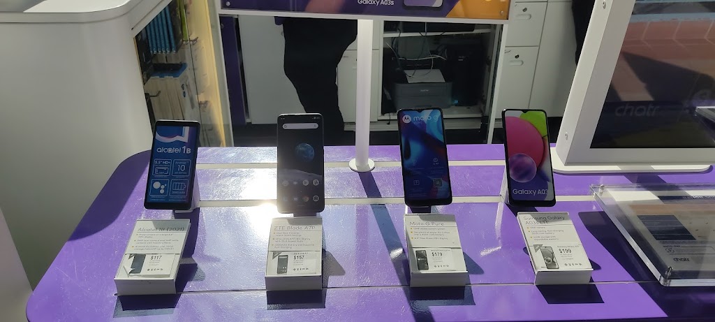 chatr Mobile | 393 Portage Ave Unit K005, Winnipeg, MB R3B 0G9, Canada | Phone: (204) 480-8917