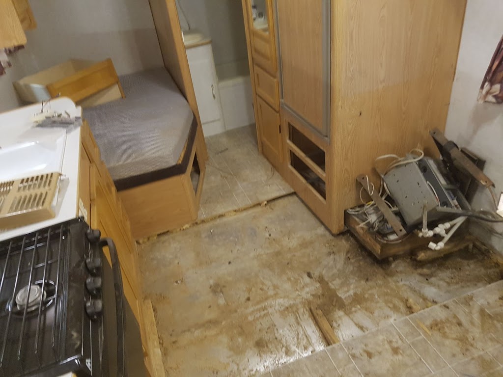 Mountain View RV | 15 Ave, Didsbury, AB T0M 0W0, Canada | Phone: (403) 990-8994