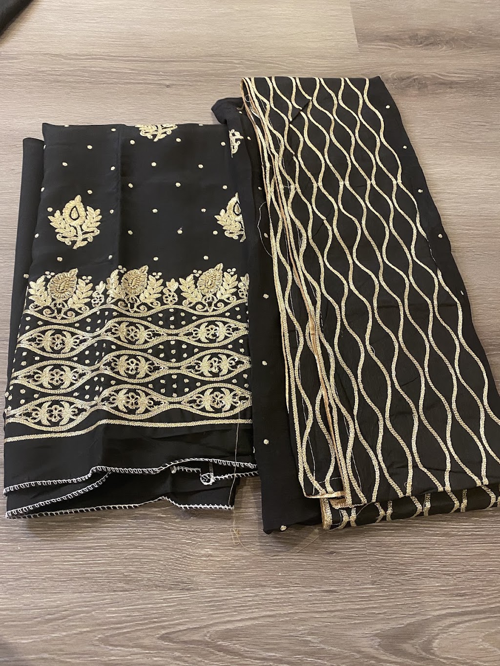 Baani Fashion Boutique | 1057 Upper Thames Dr, Woodstock, ON N4S 7W2, Canada | Phone: (416) 894-8904