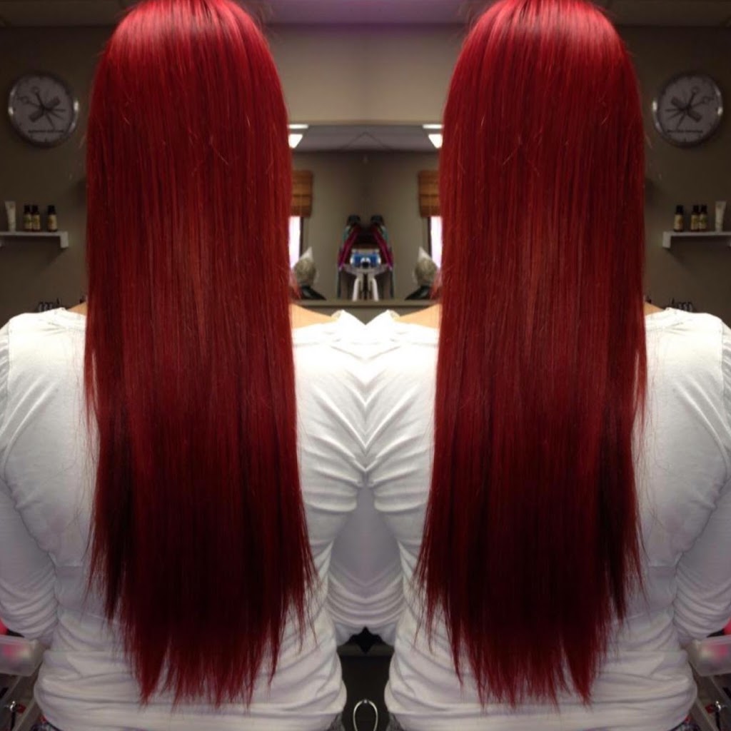 Sues Hair Advantage | 3515 McBean St, Richmond, ON K0A 2Z0, Canada | Phone: (613) 838-4753