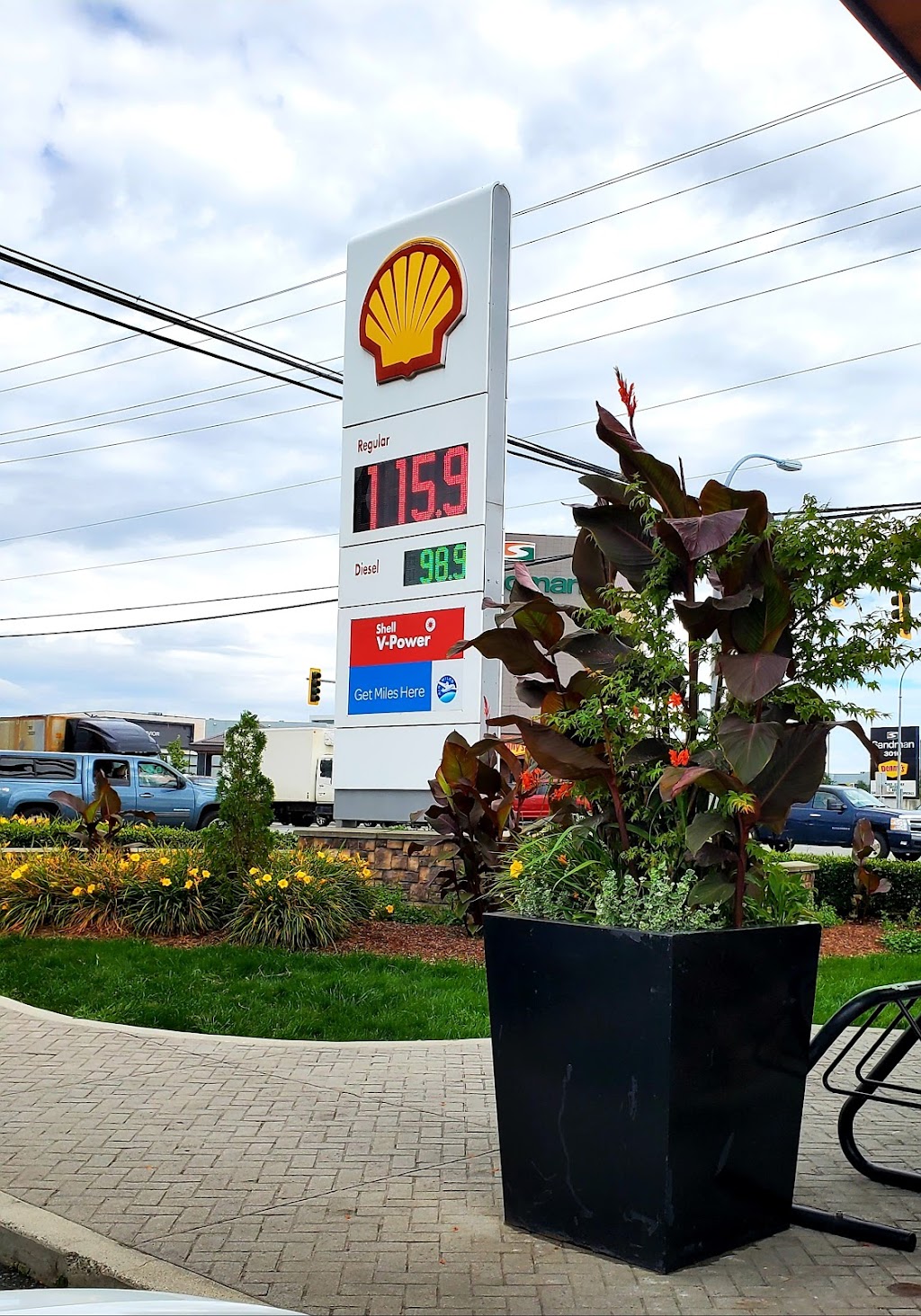 Shell | 30362 Fraser Hwy, Abbotsford, BC V4X 1G2, Canada | Phone: (604) 607-6690