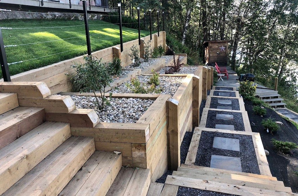 Muddy boots landscaping | 5501 32 St, Mulhurst, AB T0C 2C0, Canada | Phone: (780) 918-7329