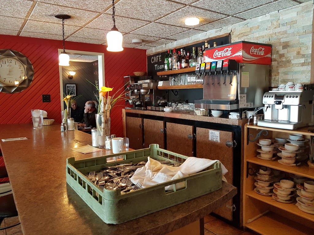 Restaurant Le Mignon | 621 Rue Notre Dame, Berthierville, QC J0K 1A0, Canada | Phone: (450) 836-3735