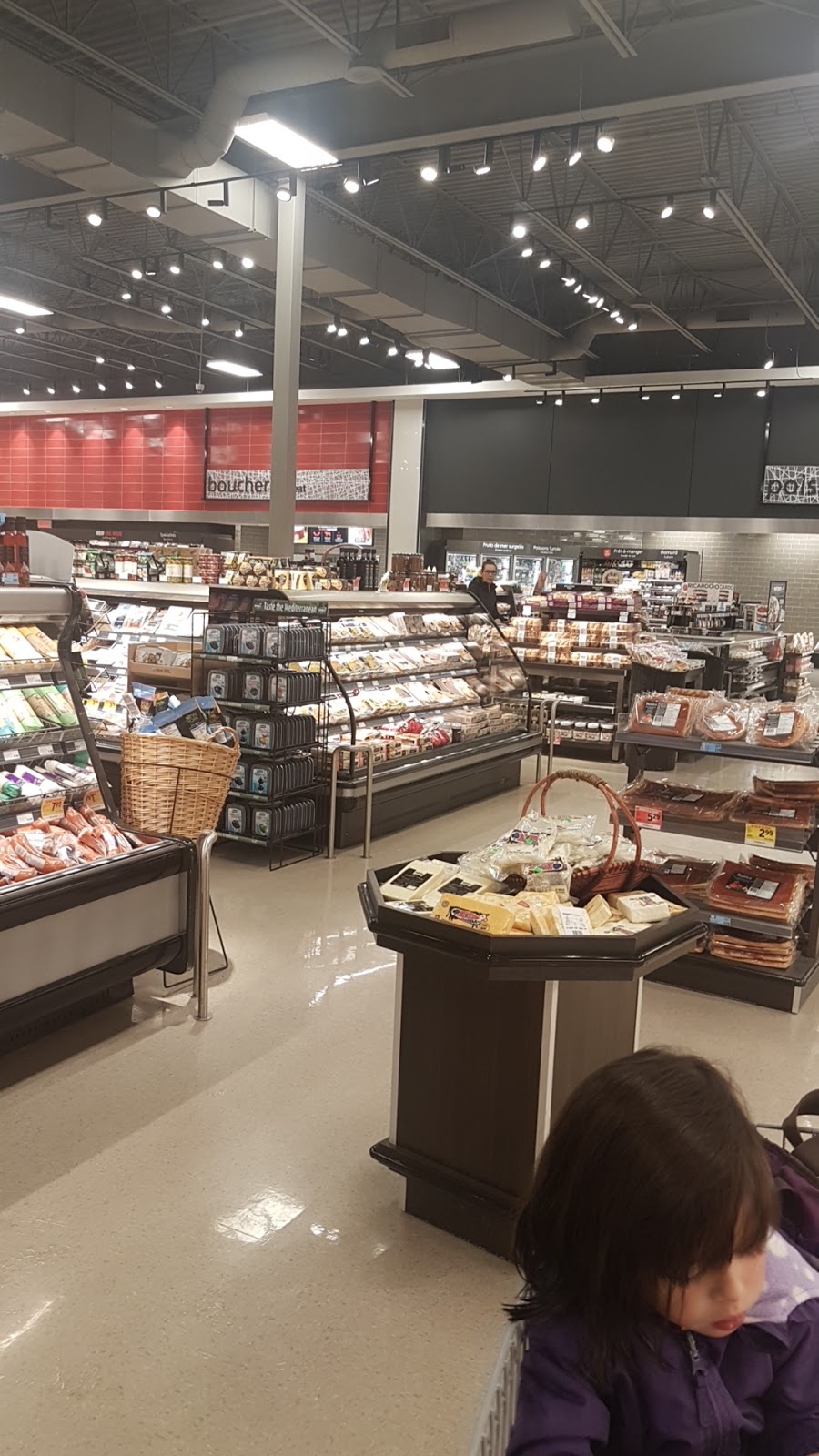 Metro Plus Buckingham | 180 Avenue Lépine, Gatineau, QC J8L 4M4, Canada | Phone: (819) 986-5761