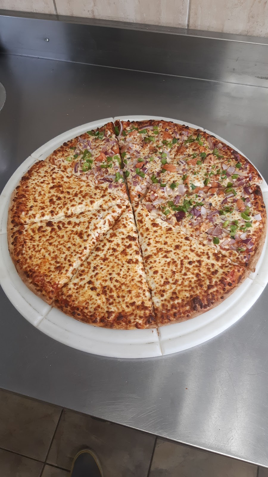 Mogas Pizza | 2544-, 2584 Countryside Dr, Brampton, ON L6R 0A4, Canada | Phone: (905) 497-6880