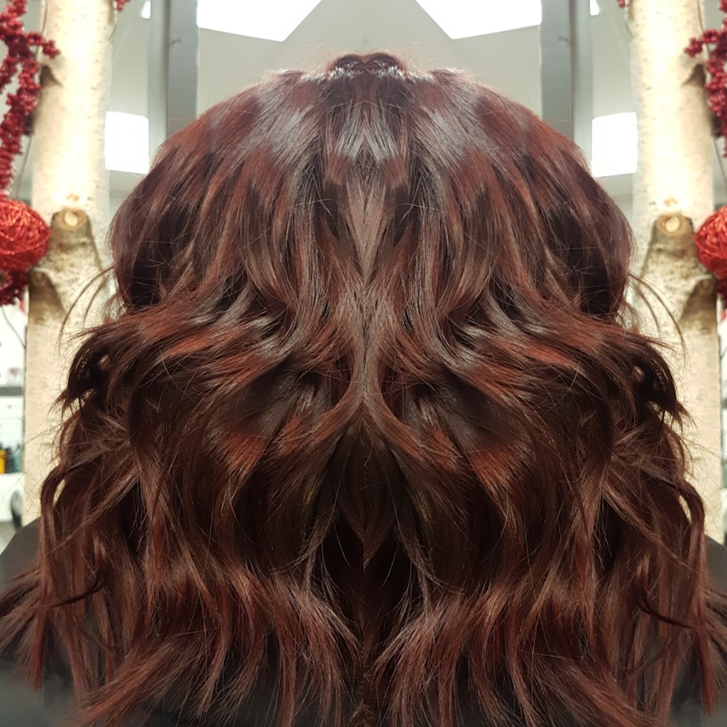 Les Bigoudis Coiffure Avant-Garde Esthétique | 1220 Rue des Soeurs-du-Bon-Pasteur suite 200, Québec, QC G1S 0B1, Canada | Phone: (418) 914-1495