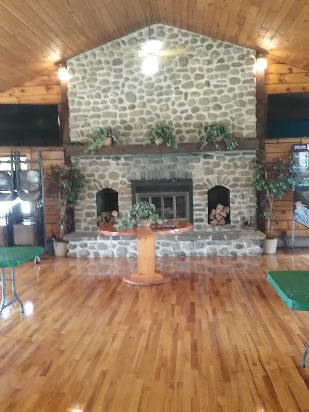 Niagaras Lazy Lakes Camping Resort | 4312 Church Rd, Lockport, NY 14094, USA | Phone: (800) 874-2957