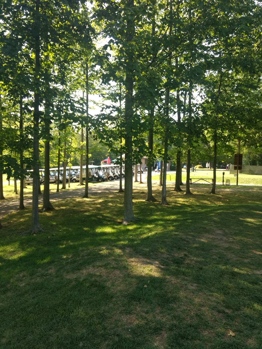 Hickory Ridge Golf and Country Club | 3425 Woodhull Rd, London, ON N6P 1P2, Canada | Phone: (519) 652-0407